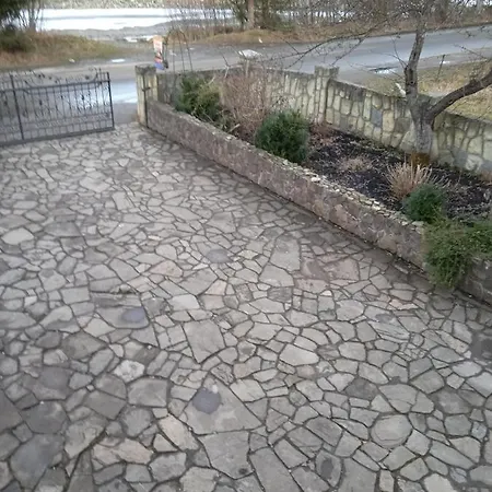 Guest house Затишне Гніздечко *